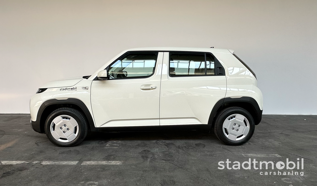 weißer Hyundai Inster Seitenansicht